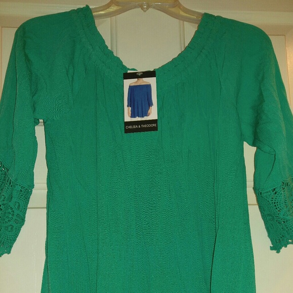 Top - Picture 4 of 6